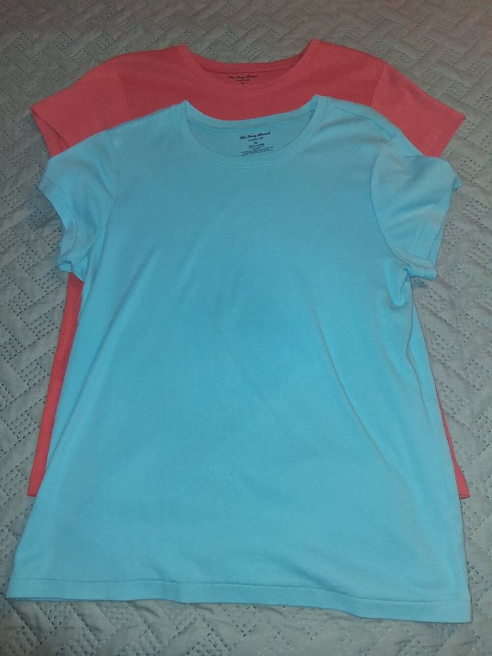 Great Condtion! Old Navy T-shirts-size XL